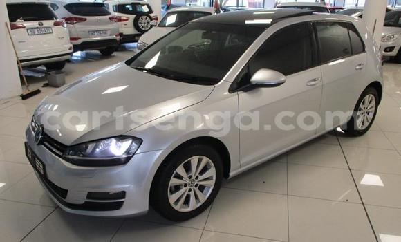 Nunua Ilio tumika Volkswagen Golf Silver Gari ndani ya Mbabane nchini Manzini Nunua Ilio tumika Volkswagen Golf Silver Gari ndani ya Mbabane nchini Manzini
