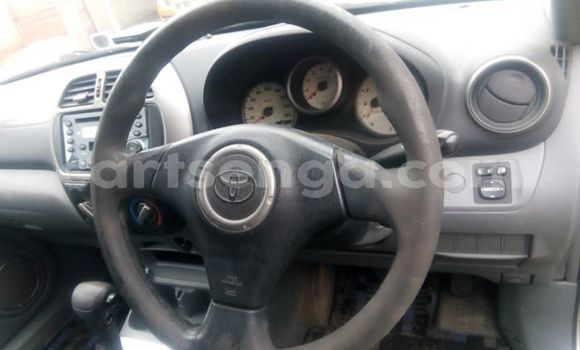 Nunua Ilio tumika Toyota RAV4 Silver Gari ndani ya Manzini nchini Manzini Nunua Ilio tumika Toyota RAV4 Silver Gari ndani ya Manzini nchini Manzini