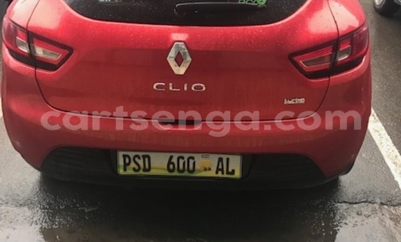 Nunua Ilio tumika Renault Clio Red Gari ndani ya Mbabane nchini Manzini