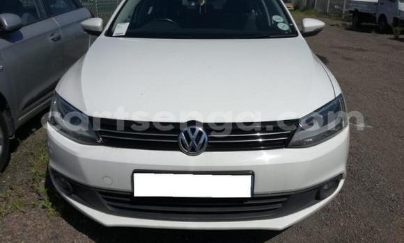 Nunua Ilio tumika Volkswagen Jetta White Gari ndani ya Mbabane nchini Manzini Nunua Ilio tumika Volkswagen Jetta White Gari ndani ya Mbabane nchini Manzini
