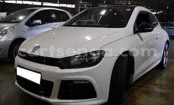 Nunua Ilio tumika Volkswagen Scirocco R White Gari ndani ya Mbabane nchini Manzini Nunua Ilio tumika Volkswagen Scirocco R White Gari ndani ya Mbabane nchini Manzini