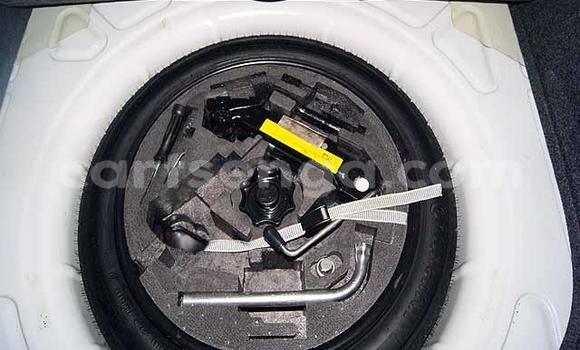 Nunua Ilio tumika Volkswagen Scirocco R White Gari ndani ya Mbabane nchini Manzini Nunua Ilio tumika Volkswagen Scirocco R White Gari ndani ya Mbabane nchini Manzini