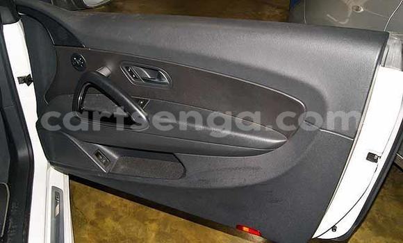 Nunua Ilio tumika Volkswagen Scirocco R White Gari ndani ya Mbabane nchini Manzini Nunua Ilio tumika Volkswagen Scirocco R White Gari ndani ya Mbabane nchini Manzini