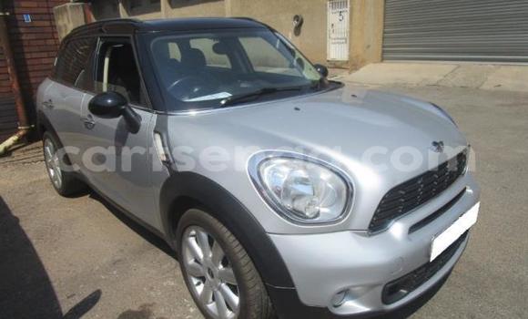 Nunua Ilio tumika MINI Cooper Silver Gari ndani ya Mbabane nchini Manzini Nunua Ilio tumika MINI Cooper Silver Gari ndani ya Mbabane nchini Manzini