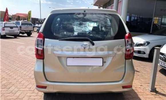 Buy Used Toyota Avanza Other Car in Bhunya in Manzini Buy Used Toyota Avanza Other Car in Bhunya in Manzini