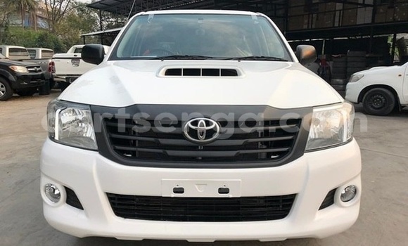 Buy Used Toyota Hilux White Car in Manzini in Manzini Buy Used Toyota Hilux White Car in Manzini in Manzini