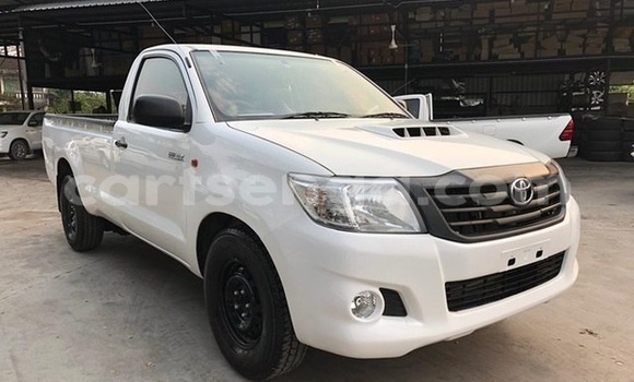 Buy Used Toyota Hilux White Car in Manzini in Manzini Buy Used Toyota Hilux White Car in Manzini in Manzini