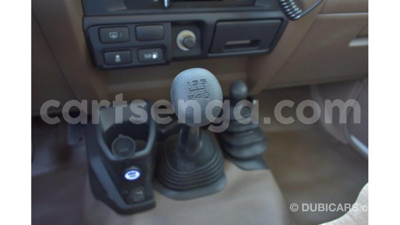 Big with watermark toyota land cruiser hhohho import dubai 16699