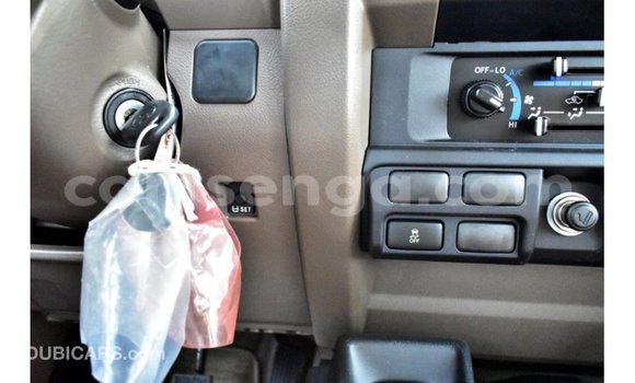 Buy Import Toyota Land Cruiser White Car in Import - Dubai in Hhohho Buy Import Toyota Land Cruiser White Car in Import - Dubai in Hhohho