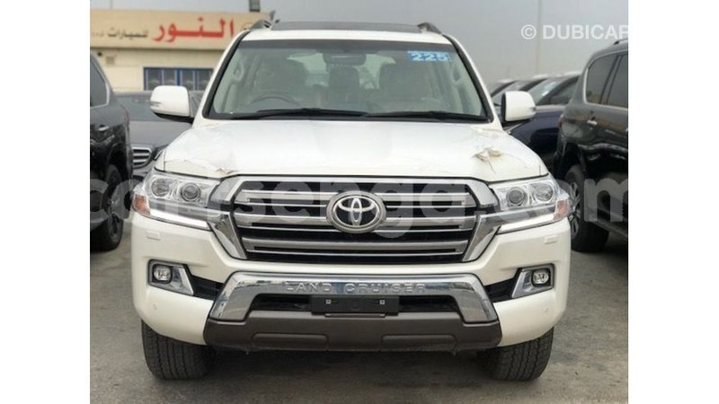 Big with watermark toyota land cruiser hhohho import dubai 16712