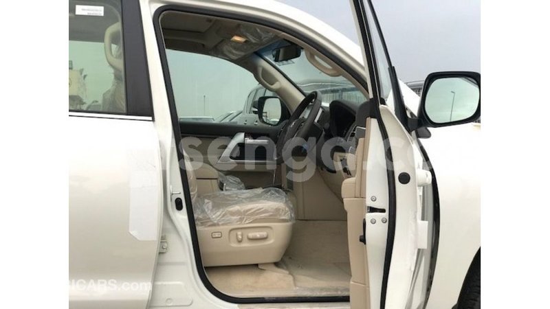 Big with watermark toyota land cruiser hhohho import dubai 16712