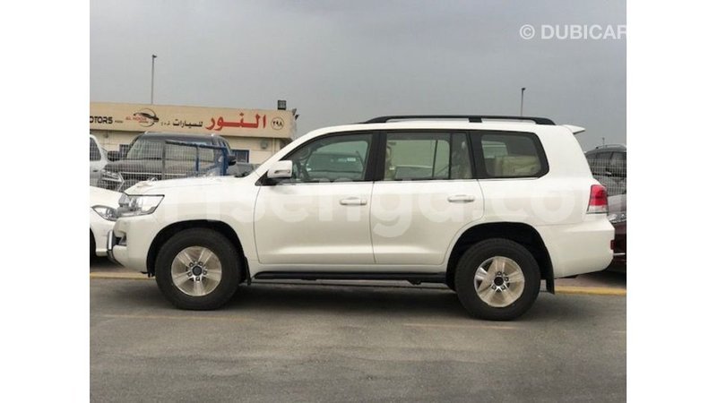 Big with watermark toyota land cruiser hhohho import dubai 16712