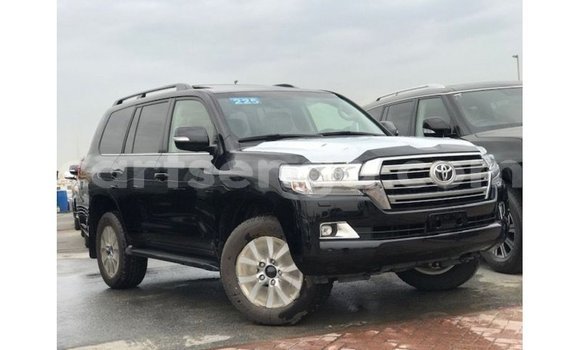Nunua Imported Toyota Land Cruiser Black Gari ndani ya Import - Dubai nchini Hhohho Nunua Imported Toyota Land Cruiser Black Gari ndani ya Import - Dubai nchini Hhohho