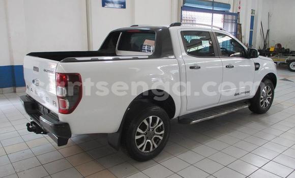 Nunua Ilio tumika Ford Ranger White Gari ndani ya Mankayane nchini Manzini Nunua Ilio tumika Ford Ranger White Gari ndani ya Mankayane nchini Manzini