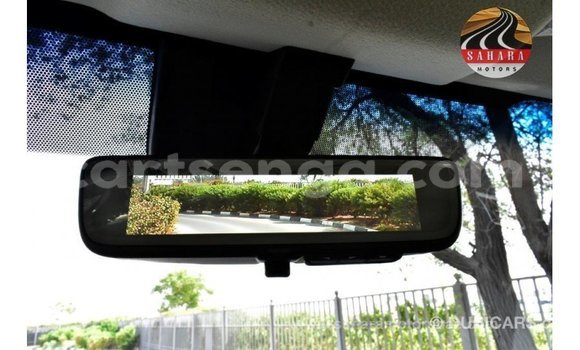 Buy Import Toyota Granvia White Car in Import - Dubai in Hhohho Buy Import Toyota Granvia White Car in Import - Dubai in Hhohho