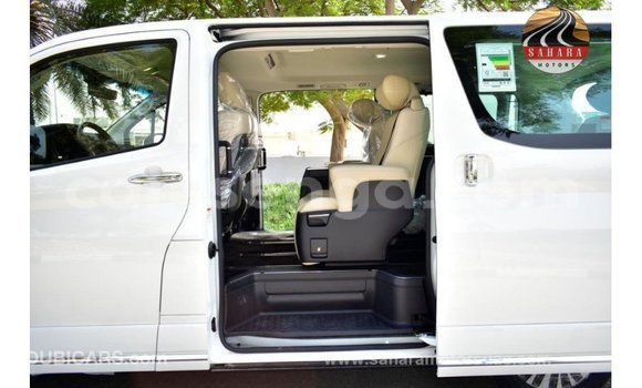 Buy Import Toyota Granvia White Car in Import - Dubai in Hhohho Buy Import Toyota Granvia White Car in Import - Dubai in Hhohho