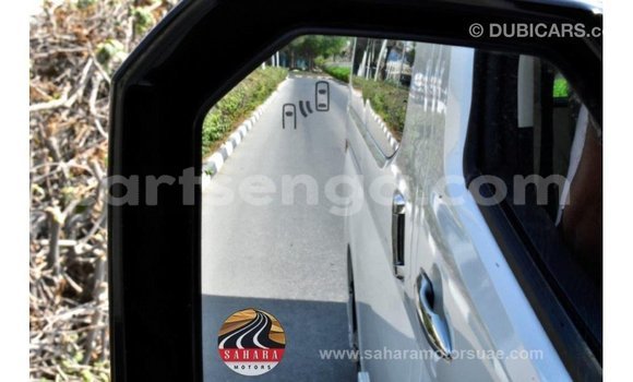 Buy Import Toyota Granvia White Car in Import - Dubai in Hhohho Buy Import Toyota Granvia White Car in Import - Dubai in Hhohho