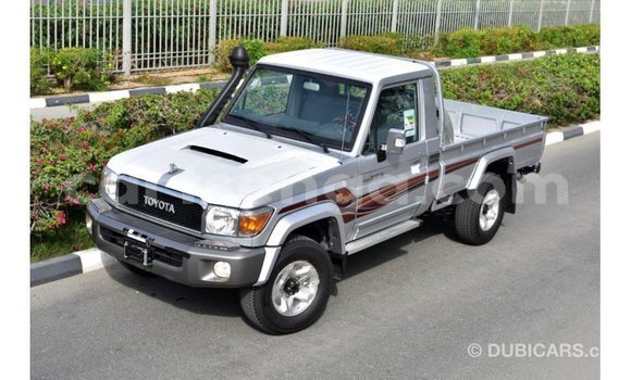 Buy Import Toyota Land Cruiser Other Car in Import - Dubai in Hhohho Buy Import Toyota Land Cruiser Other Car in Import - Dubai in Hhohho