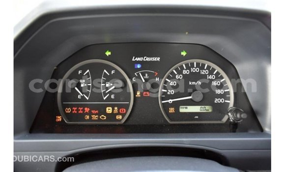 Buy Import Toyota Land Cruiser Other Car in Import - Dubai in Hhohho Buy Import Toyota Land Cruiser Other Car in Import - Dubai in Hhohho