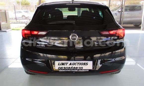 Acheter Occasion Voiture Opel Astra Noir à Big Bend, Lubombo Acheter Occasion Voiture Opel Astra Noir à Big Bend, Lubombo