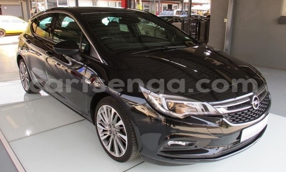Acheter Occasion Voiture Opel Astra Noir à Big Bend, Lubombo Acheter Occasion Voiture Opel Astra Noir à Big Bend, Lubombo