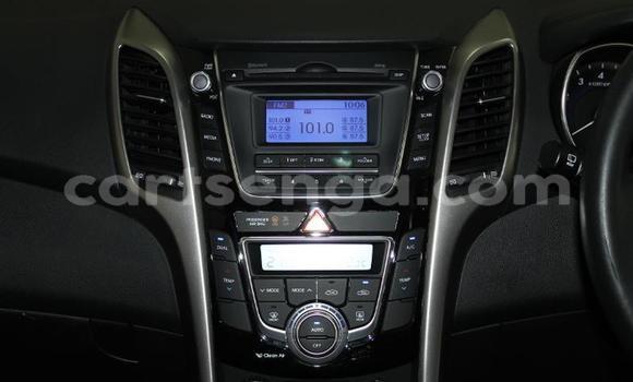 Nunua Ilio tumika Hyundai i30 Silver Gari ndani ya Mbabane nchini Manzini Nunua Ilio tumika Hyundai i30 Silver Gari ndani ya Mbabane nchini Manzini