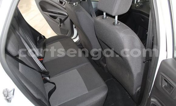 Nunua Ilio tumika Ford Fiesta White Gari ndani ya Hlatikulu nchini Wilaya ya Shiselweni Nunua Ilio tumika Ford Fiesta White Gari ndani ya Hlatikulu nchini Wilaya ya Shiselweni