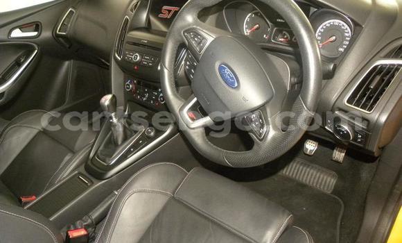 Nunua Ilio tumika Ford Focus ST Beige Gari ndani ya Ezulwini nchini Hhohho Nunua Ilio tumika Ford Focus ST Beige Gari ndani ya Ezulwini nchini Hhohho