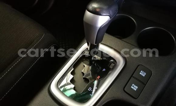 Buy Used Toyota Hilux White Car in Ezulwini in Hhohho Buy Used Toyota Hilux White Car in Ezulwini in Hhohho