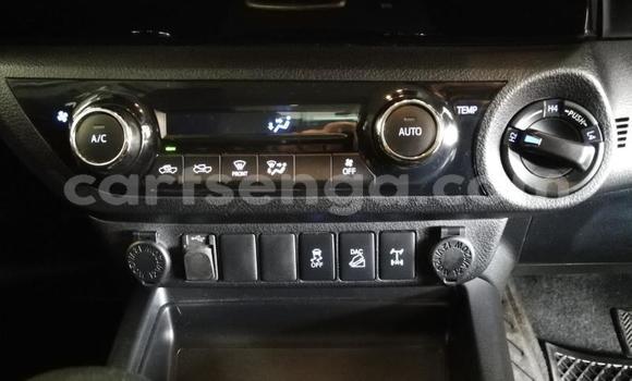 Buy Used Toyota Hilux White Car in Ezulwini in Hhohho Buy Used Toyota Hilux White Car in Ezulwini in Hhohho