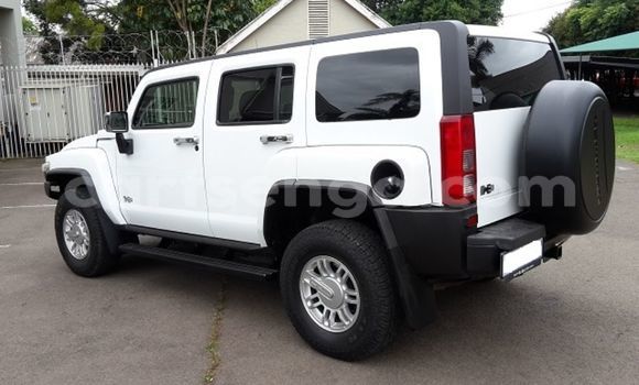 Buy Used Hummer H3 White Car in Malkerns in Manzini Buy Used Hummer H3 White Car in Malkerns in Manzini