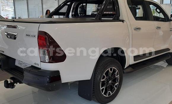 Nunua Ilio tumika Toyota Hilux White Gari ndani ya Big Bend nchini Wilaya ya Lubombo Nunua Ilio tumika Toyota Hilux White Gari ndani ya Big Bend nchini Wilaya ya Lubombo