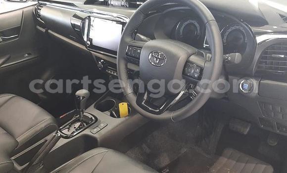 Nunua Ilio tumika Toyota Hilux White Gari ndani ya Big Bend nchini Wilaya ya Lubombo Nunua Ilio tumika Toyota Hilux White Gari ndani ya Big Bend nchini Wilaya ya Lubombo