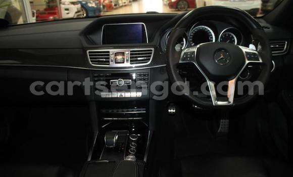 Nunua Ilio tumika Mercedes‒Benz C–Class White Gari ndani ya Hlatikulu nchini Wilaya ya Shiselweni Nunua Ilio tumika Mercedes‒Benz C–Class White Gari ndani ya Hlatikulu nchini Wilaya ya Shiselweni