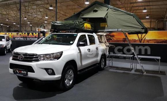 Acheter Occasion Voiture Toyota Hilux Blanc à Big Bend, Lubombo Acheter Occasion Voiture Toyota Hilux Blanc à Big Bend, Lubombo