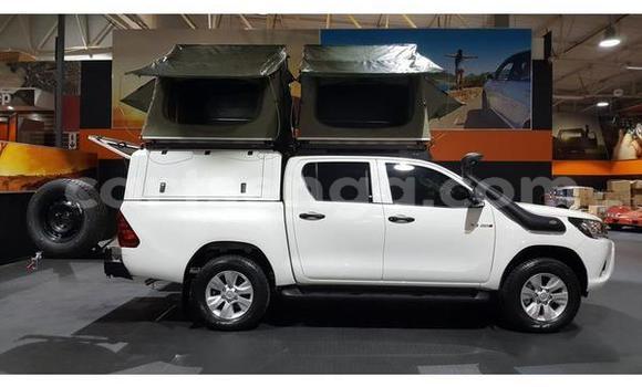 Acheter Occasion Voiture Toyota Hilux Blanc à Big Bend, Lubombo Acheter Occasion Voiture Toyota Hilux Blanc à Big Bend, Lubombo
