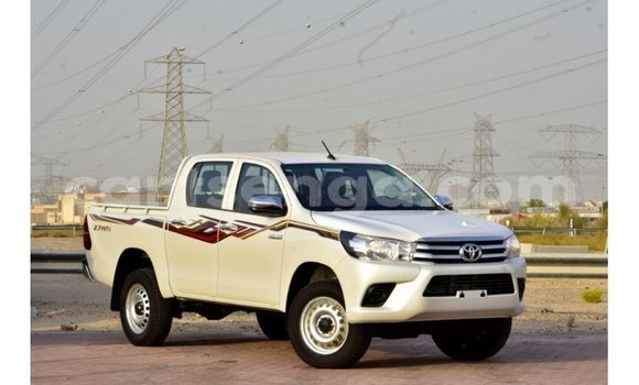 Buy Import Toyota Hilux White Car in Import - Dubai in Hhohho Buy Import Toyota Hilux White Car in Import - Dubai in Hhohho