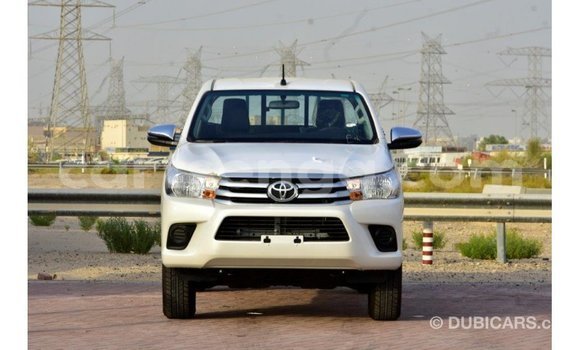 Buy Import Toyota Hilux White Car in Import - Dubai in Hhohho Buy Import Toyota Hilux White Car in Import - Dubai in Hhohho