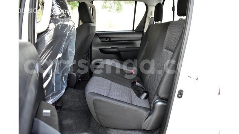 Big with watermark toyota hilux hhohho import dubai 16757