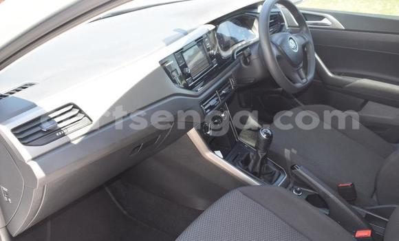 Nunua Ilio tumika Volkswagen Polo Silver Gari ndani ya Hlatikulu nchini Wilaya ya Shiselweni Nunua Ilio tumika Volkswagen Polo Silver Gari ndani ya Hlatikulu nchini Wilaya ya Shiselweni
