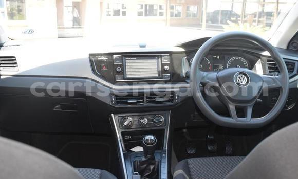 Nunua Ilio tumika Volkswagen Polo Silver Gari ndani ya Hlatikulu nchini Wilaya ya Shiselweni Nunua Ilio tumika Volkswagen Polo Silver Gari ndani ya Hlatikulu nchini Wilaya ya Shiselweni