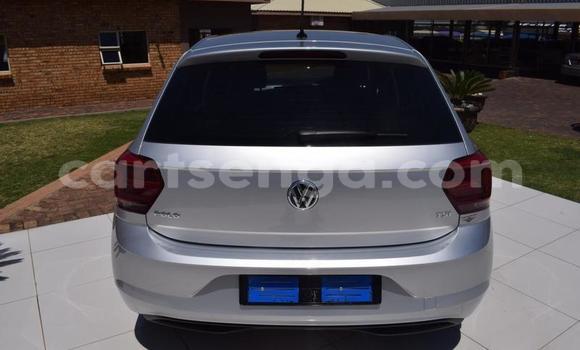 Nunua Ilio tumika Volkswagen Polo Silver Gari ndani ya Hlatikulu nchini Wilaya ya Shiselweni Nunua Ilio tumika Volkswagen Polo Silver Gari ndani ya Hlatikulu nchini Wilaya ya Shiselweni
