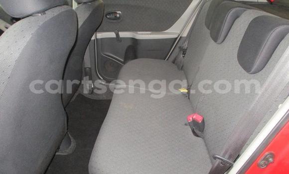 Nunua Ilio tumika Toyota Yaris Red Gari ndani ya Manzini nchini Manzini Nunua Ilio tumika Toyota Yaris Red Gari ndani ya Manzini nchini Manzini