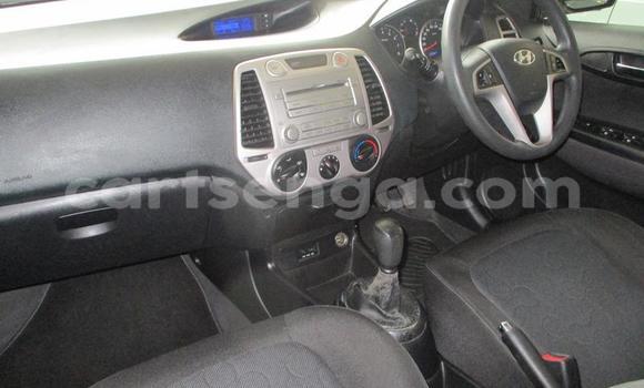 Nunua Ilio tumika Hyundai i20 White Gari ndani ya Manzini nchini Manzini Nunua Ilio tumika Hyundai i20 White Gari ndani ya Manzini nchini Manzini