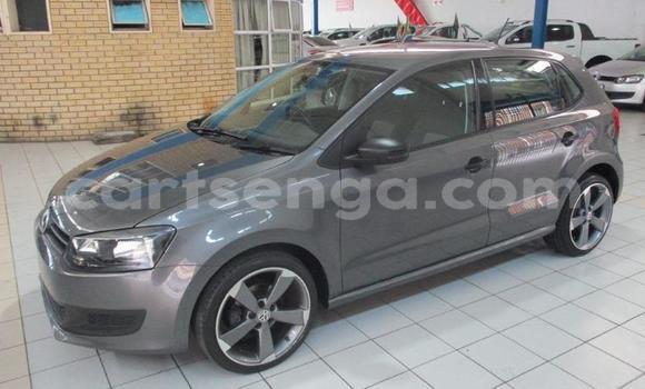 Nunua Ilio tumika Volkswagen Polo Silver Gari ndani ya Manzini nchini Manzini Nunua Ilio tumika Volkswagen Polo Silver Gari ndani ya Manzini nchini Manzini