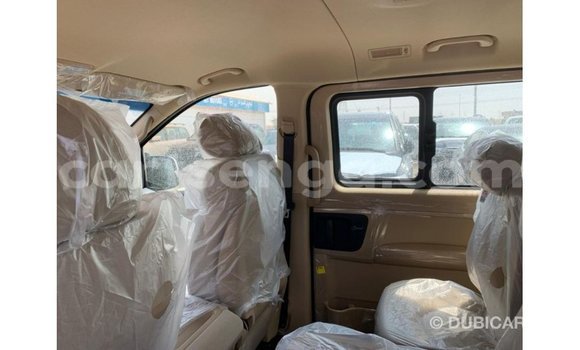 Buy Import Hyundai Chorus White Truck in Import - Dubai in Hhohho Buy Import Hyundai Chorus White Truck in Import - Dubai in Hhohho