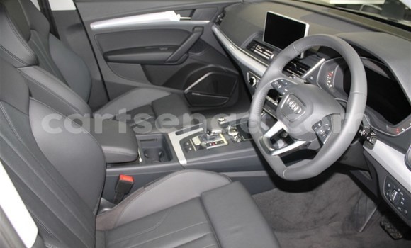 Nunua Ilio tumika Audi Q5 Blue Gari ndani ya Mbabane nchini Manzini Nunua Ilio tumika Audi Q5 Blue Gari ndani ya Mbabane nchini Manzini