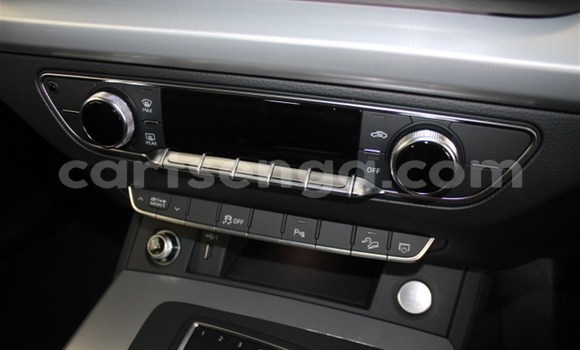 Nunua Ilio tumika Audi Q5 Blue Gari ndani ya Mbabane nchini Manzini Nunua Ilio tumika Audi Q5 Blue Gari ndani ya Mbabane nchini Manzini