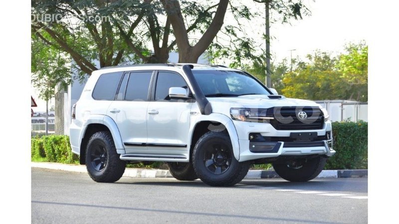 Big with watermark toyota land cruiser hhohho import dubai 16796