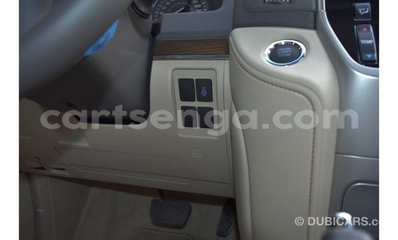 Buy Import Toyota Land Cruiser White Car in Import - Dubai in Hhohho Buy Import Toyota Land Cruiser White Car in Import - Dubai in Hhohho